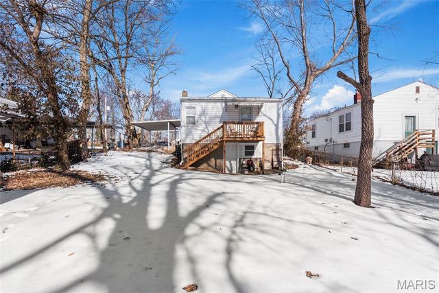 10532 Decker Avenue, St Louis, MO 63114