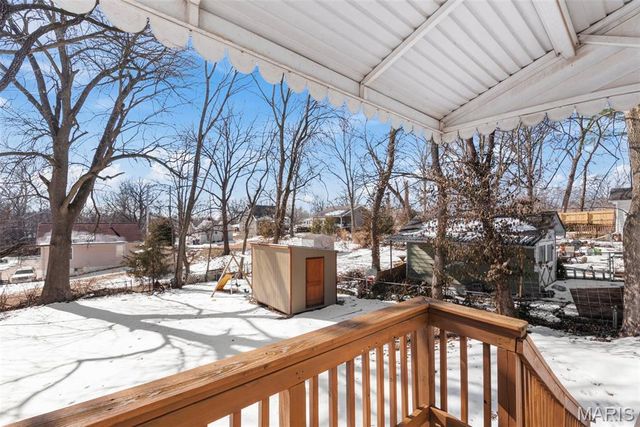 10532 Decker Avenue, St Louis, MO 63114