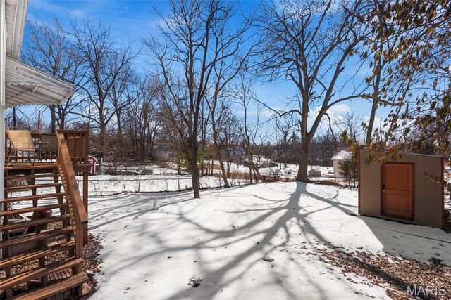 10532 Decker Avenue, St Louis, MO 63114