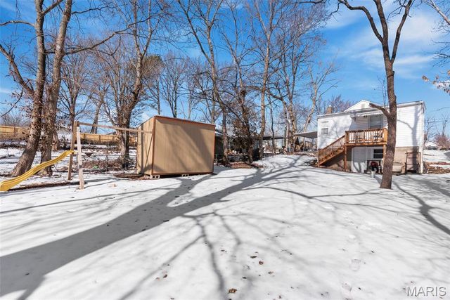 10532 Decker Avenue, St Louis, MO 63114