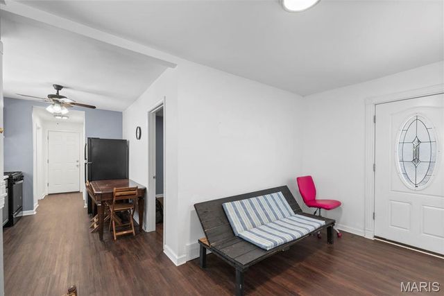 10532 Decker Avenue, St Louis, MO 63114