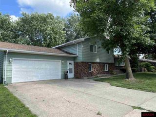 1140 N 9th Street, St. James, MN 56081