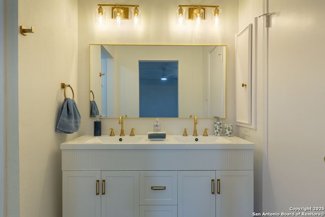 15611 Heimer, San Antonio, TX 78232