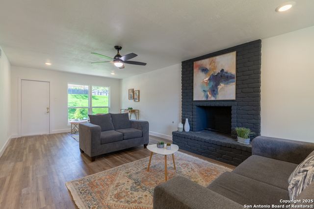 15611 Heimer, San Antonio, TX 78232