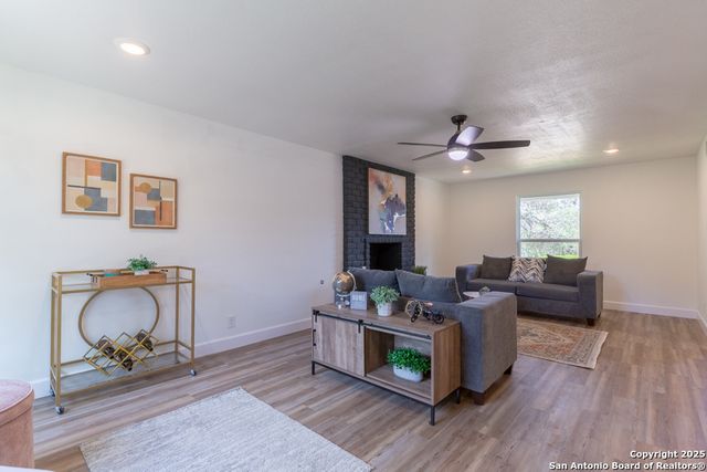 15611 Heimer, San Antonio, TX 78232