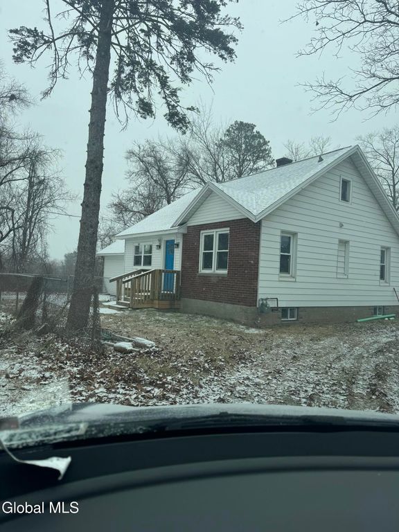 340 Glengary Road, Schenectady, NY 12304