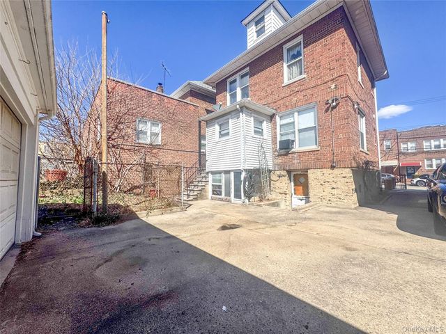 2021 Haight Avenue, Bronx, NY 10461