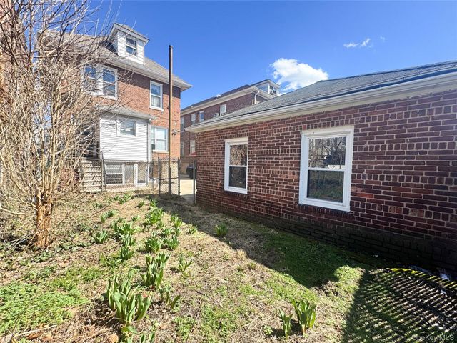 2021 Haight Avenue, Bronx, NY 10461