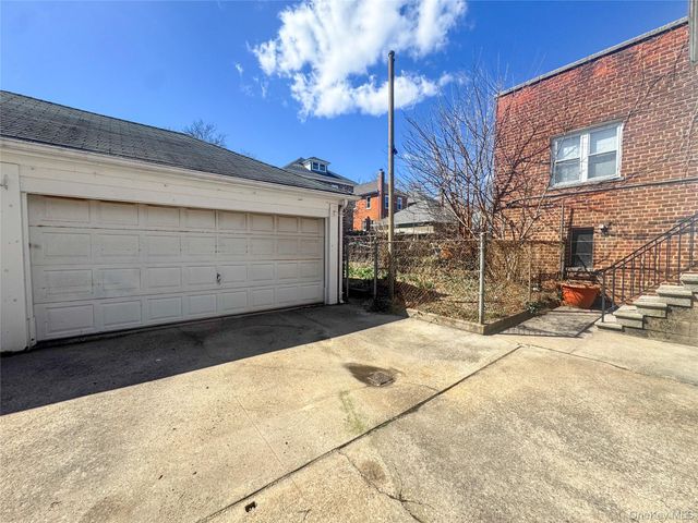 2021 Haight Avenue, Bronx, NY 10461