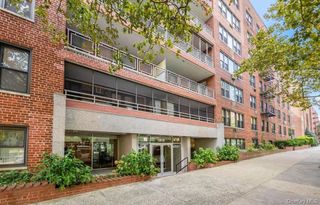 108-50 62 Drive 4R, Forest Hills, NY 11375