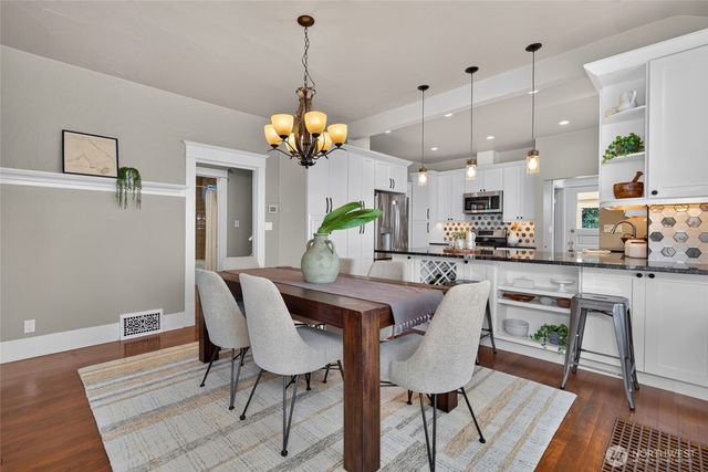 409 NE 60th Street, Seattle, WA 98115