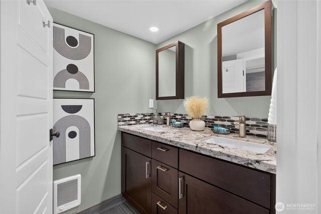 409 NE 60th Street, Seattle, WA 98115