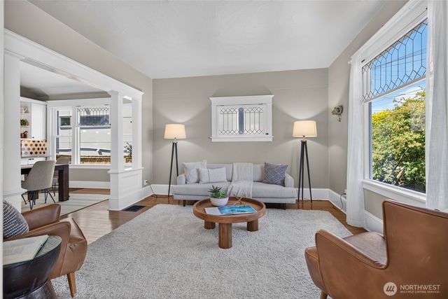 409 NE 60th Street, Seattle, WA 98115