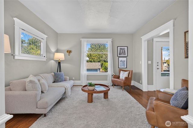 409 NE 60th Street, Seattle, WA 98115