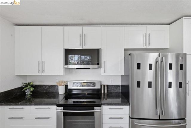 1025 Pinehurst Court, Concord, CA 94521