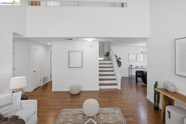 1025 Pinehurst Court, Concord, CA 94521