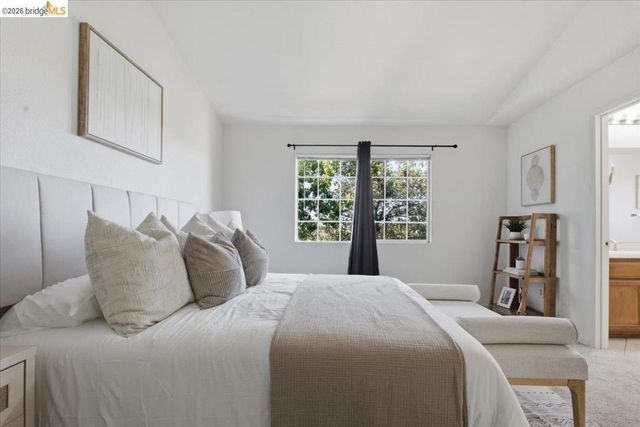 1025 Pinehurst Court, Concord, CA 94521