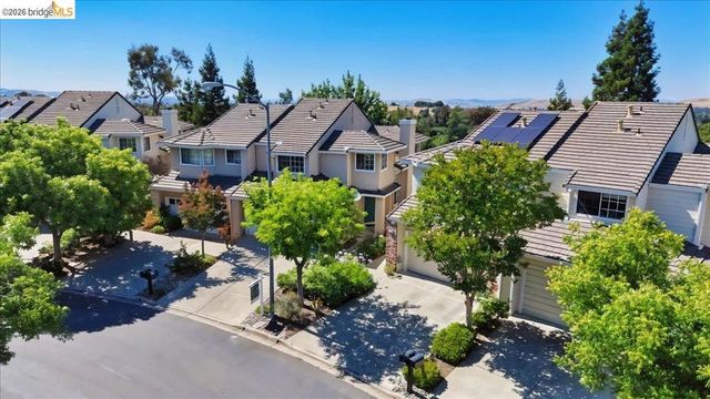 1025 Pinehurst Court, Concord, CA 94521