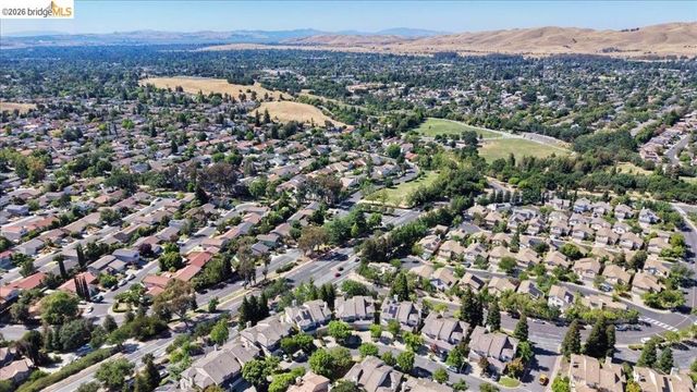 1025 Pinehurst Court, Concord, CA 94521