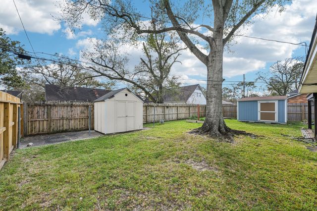 9631 Carousel Lane, Houston, TX 77080