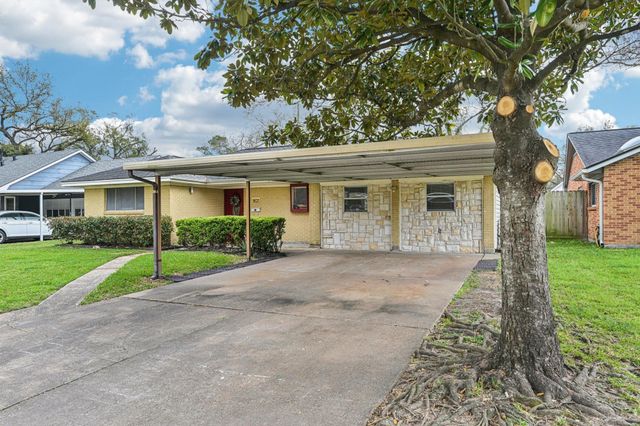 9631 Carousel Lane, Houston, TX 77080