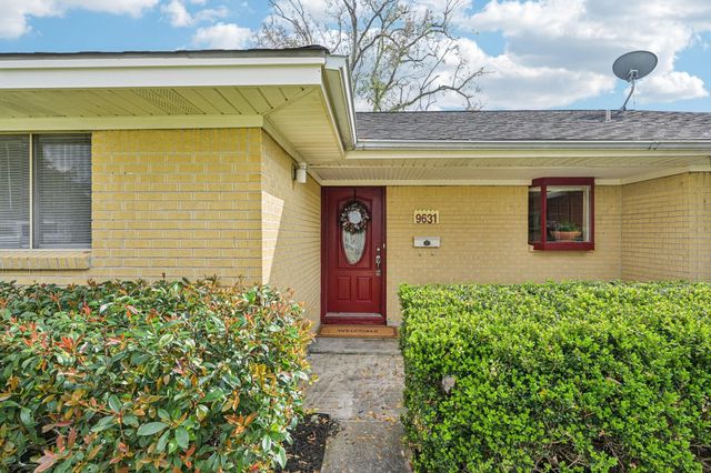 9631 Carousel Lane, Houston, TX 77080