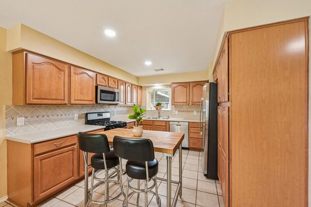 9631 Carousel Lane, Houston, TX 77080