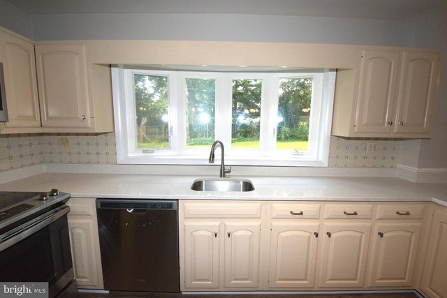 6933 TYNDALE ST, Mclean, VA 22101