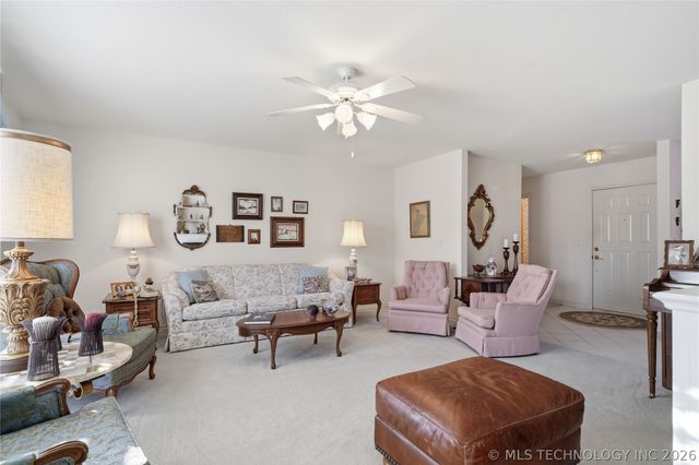 9867 S Maybelle Avenue, Jenks, OK 74037