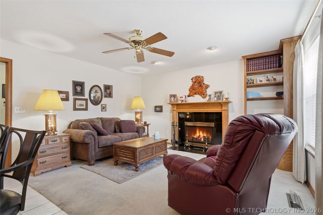 9867 S Maybelle Avenue, Jenks, OK 74037