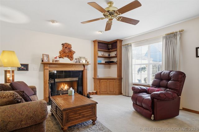 9867 S Maybelle Avenue, Jenks, OK 74037