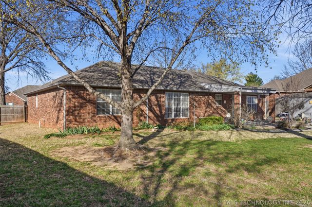 9867 S Maybelle Avenue, Jenks, OK 74037