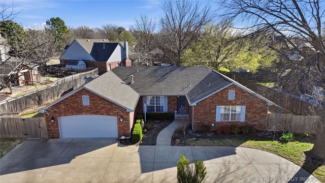 9867 S Maybelle Avenue, Jenks, OK 74037