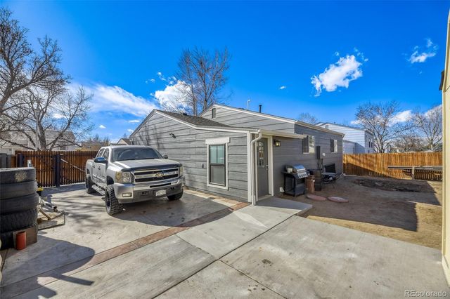 19093 E 22nd Drive, Aurora, CO 80011