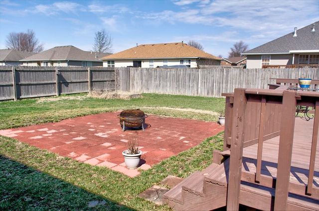 517 Osage Road, Willard, MO 65781