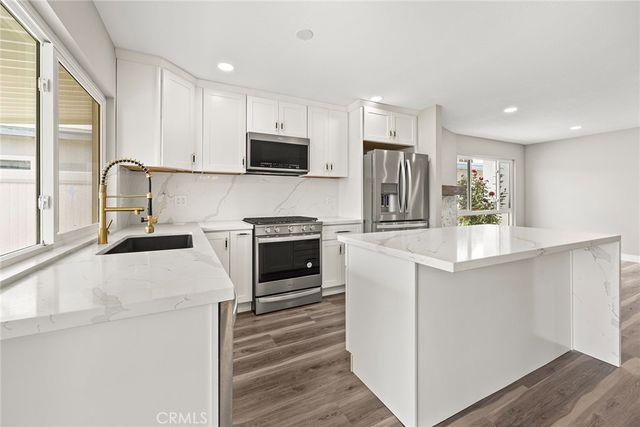 5032 E Holbrook Street, Anaheim Hills, CA 92807