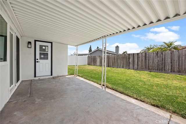 5032 E Holbrook Street, Anaheim Hills, CA 92807