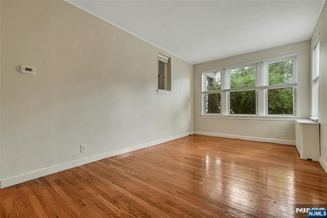 200-202 Oak Street, Weehawken, NJ 07086
