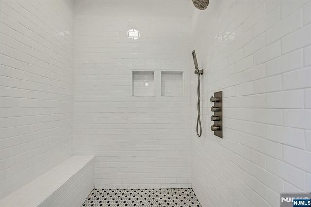 200-202 Oak Street, Weehawken, NJ 07086
