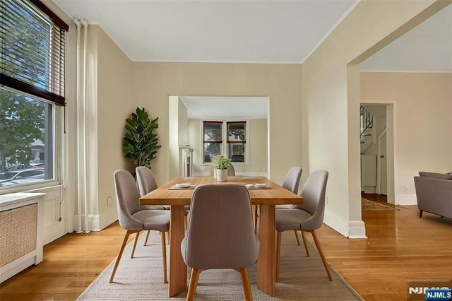200-202 Oak Street, Weehawken, NJ 07086