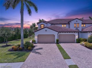 1590 Oceania DR S 1, Naples, FL 34113