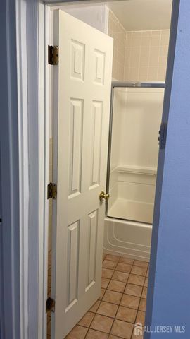 11 S Pelham Avenue, Edison, NJ 08344