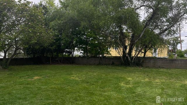 11 S Pelham Avenue, Edison, NJ 08344