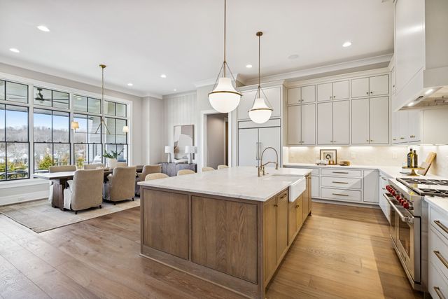 8729 Weller Ln, College Grove, TN 37046