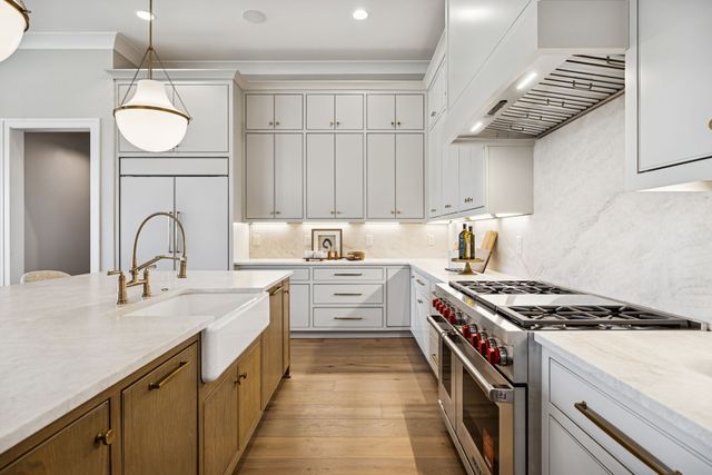 8729 Weller Ln, College Grove, TN 37046