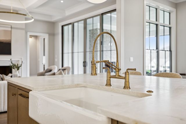 8729 Weller Ln, College Grove, TN 37046