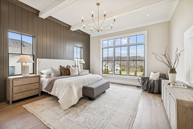 8729 Weller Ln, College Grove, TN 37046