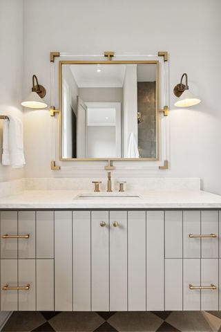 8729 Weller Ln, College Grove, TN 37046