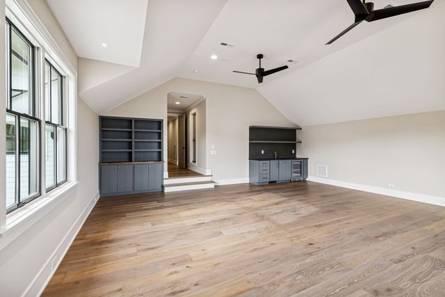 8729 Weller Ln, College Grove, TN 37046