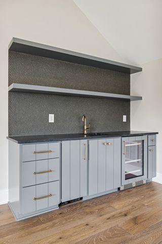 8729 Weller Ln, College Grove, TN 37046